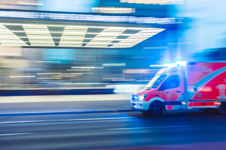 Ambulanssi vauhdissa